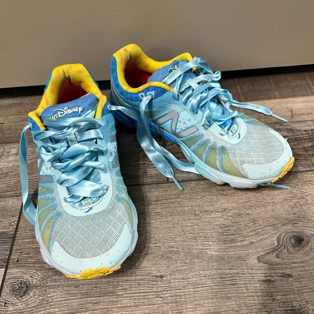 New Balance Run Disney runDisney Princess Cinderella  2014 satin Ribbon laces